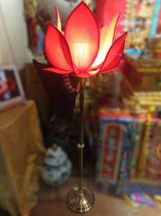 立式 蓮花燈一組 ( 銅身紅花 )